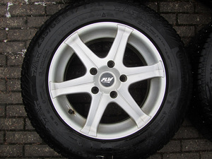 Литые диски Proline R17 5x130, зимние шины 100% шипов (2 фото из 10)
