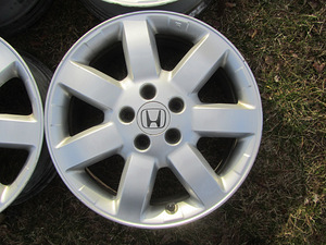 Диски оригинал Honda CR-V R17 5x114.3 (3 фото из 7)