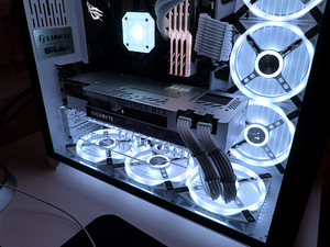 High End Gaming PC | RTX 3080 Ti (2 foto / 10)