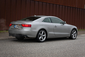 Audi A5 Quattro 195 kW 2009 (3 foto / 6)