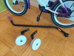 Jalgratas tüdrukule 14". Turvarattaga. (9 foto / 9)