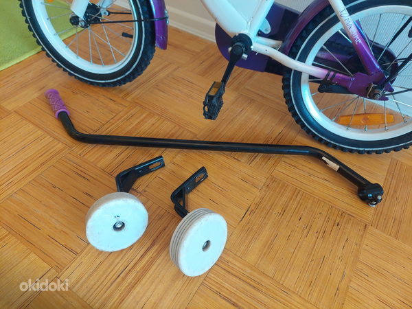 Велосипед для девочки 14". Со страховочными колёсами. (фото #8)