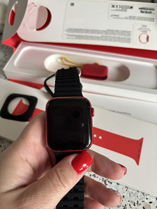 Apple Watches 6 44 mm (1 foto / 6)