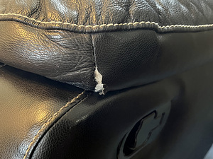 Recliner nahkdiivan (4 foto / 5)