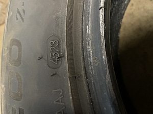 Suverehvid 205/55/16 (2 foto / 3)