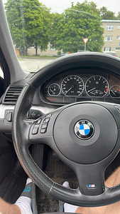 BMW 330XI (6 foto / 7)