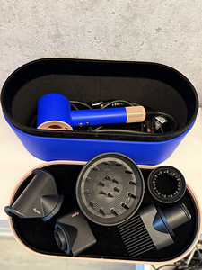Dyson supersonic (1 foto / 4)