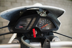 DERBI SENDA SM (6 foto / 10)