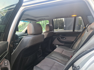 BMW 530D 142kw FACELIFT (8 foto / 9)