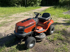 Murutraktor Husqvarna TS38 (2 foto / 9)