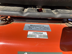 Murutraktor Husqvarna TS38 (8 foto / 9)