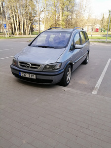 Opel zafira (1 foto / 6)