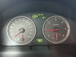 VolvoV50 (8 фото из 9)