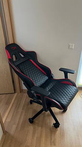 HyperX Blast игровой стул (5 фото из 5)