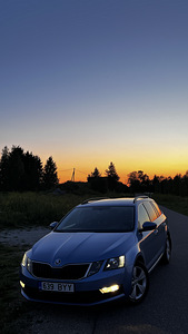 Skoda Octavia (6 фото из 8)
