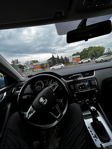 Skoda Octavia (8 фото из 8)