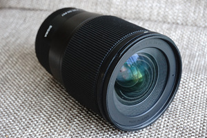 Sigma 16mm F1.4 Sony (1 foto / 3)