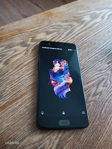 OnePlus 5 128 ГБ (черный) (фото #1)