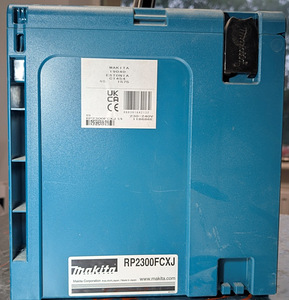 Makita RP2300FC фрезер (3 фото из 5)