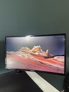 Monitor 24'' (1 foto / 6)