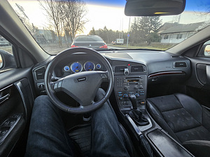Volvo S60 (7 фото из 12)