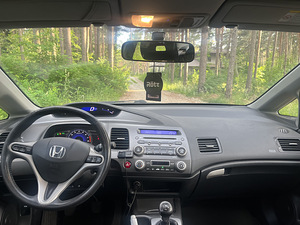 Honda Civic 1.8 benzin (11 foto / 11)