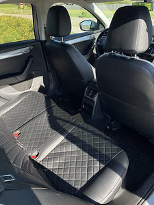 Skoda Octavia 1.6 81kw (8 foto / 9)