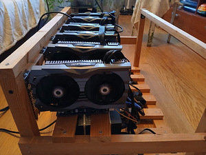Майнер криптовалюты 6x RTX 2060 6GB (4 фото из 10)