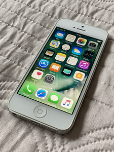 iPhone 5 16GB (1 foto / 5)
