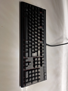 Corsair STRAFE (Cherry MX Red) (PUNANE LED) (1 foto / 4)