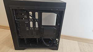 ARVUTIKORPUS SILENTIUMPC AQUARIUS X70T – high airflow (10 foto / 10)