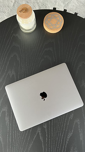 MacBook Pro (13-inch, 2017, Two Thunderbolt 3 ports) (2 foto / 5)