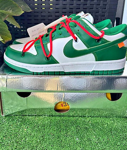 Nike Off White Данк (3 фото из 3)