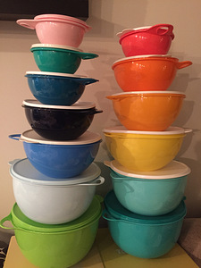 Tupperware Taignakausid ja hermeetilised nõud (1 foto / 3)