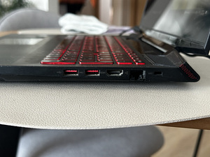 Mänguarvuti Lenovo Ideapad Y700 (2 foto / 3)