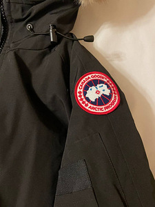Куртка Canada Goose M (2 фото из 5)