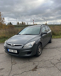 Hyundai i30 CW 1.6 66 kW (1 foto / 6)