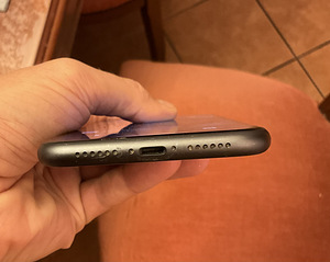 iPhone 11 128gb (5 foto / 8)