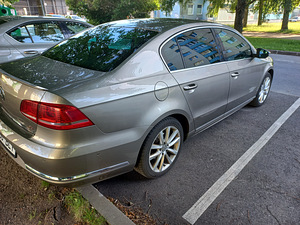 Volkswagen Passat R-line 118kw (2 foto / 10)