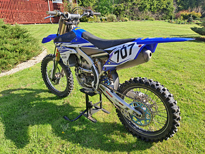 Продается Ямаха yz250f 2015г. (2 фото из 10)