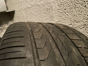 2tk Pirelli 285/45/r19 run flat (2 foto / 4)