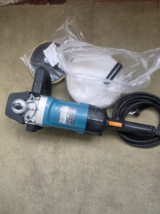 Müüa Poleerimismasin Makita 9237cb .Uus (4 foto / 4)