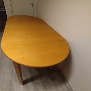 Söögilaud SOTKA täispuidust, lahtikäiv (3 foto / 10)