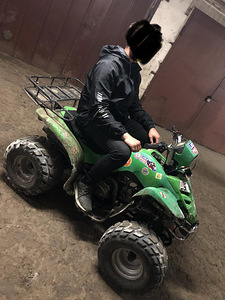 Квадроцикл 110 куб.см (5 фото из 8)