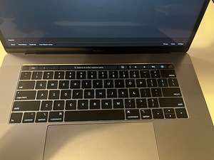 Macbook Pro (15-inch, 2019), I9, 16GB, 512SSD, Radeon Pro (3 foto / 5)
