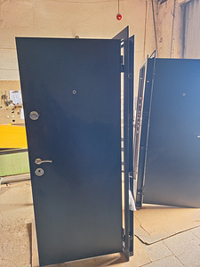 Metalluks uus MDF 860 x 2050 mm (2 foto / 2)