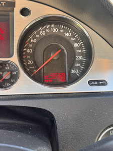 Volkswagen Passat b6 (8 foto / 8)