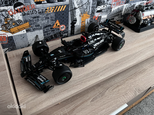 Mercedes F1 W14E Lego 42171