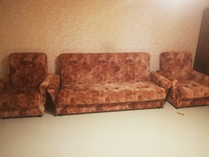 Diivan ja kaks tugitooli (3 foto / 3)