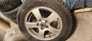 Volvo оригинал R15 (1 фото из 4)